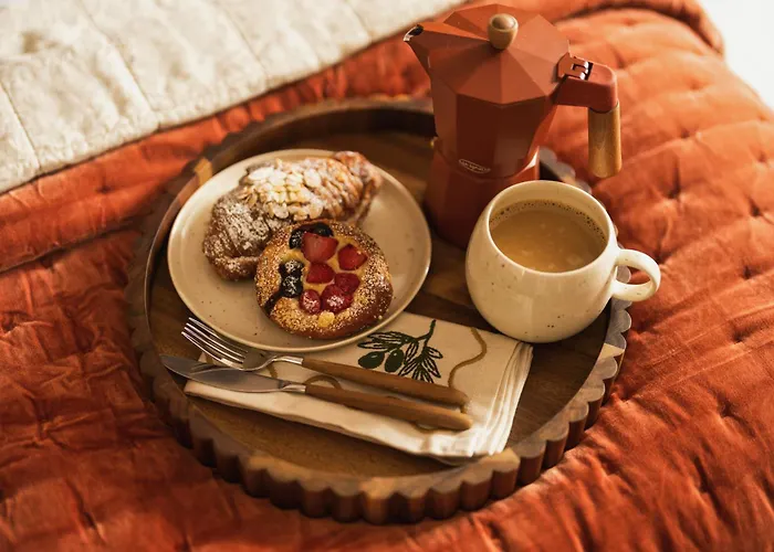 Hotwells I Your * Bristol