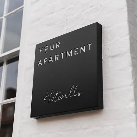 아파트 Hotwells I Your *